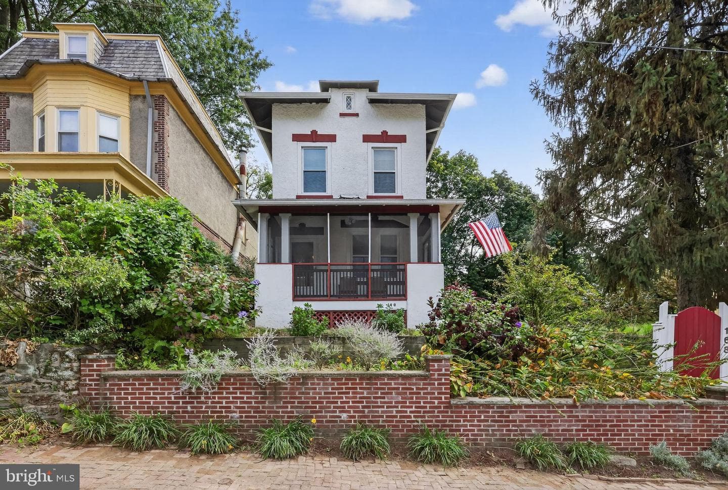 168 W Durham Street photo 2