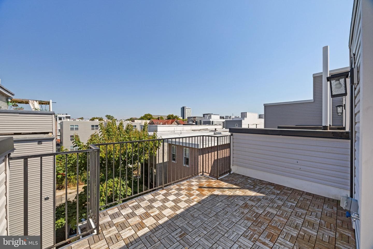 1711 W Seybert Street photo 40