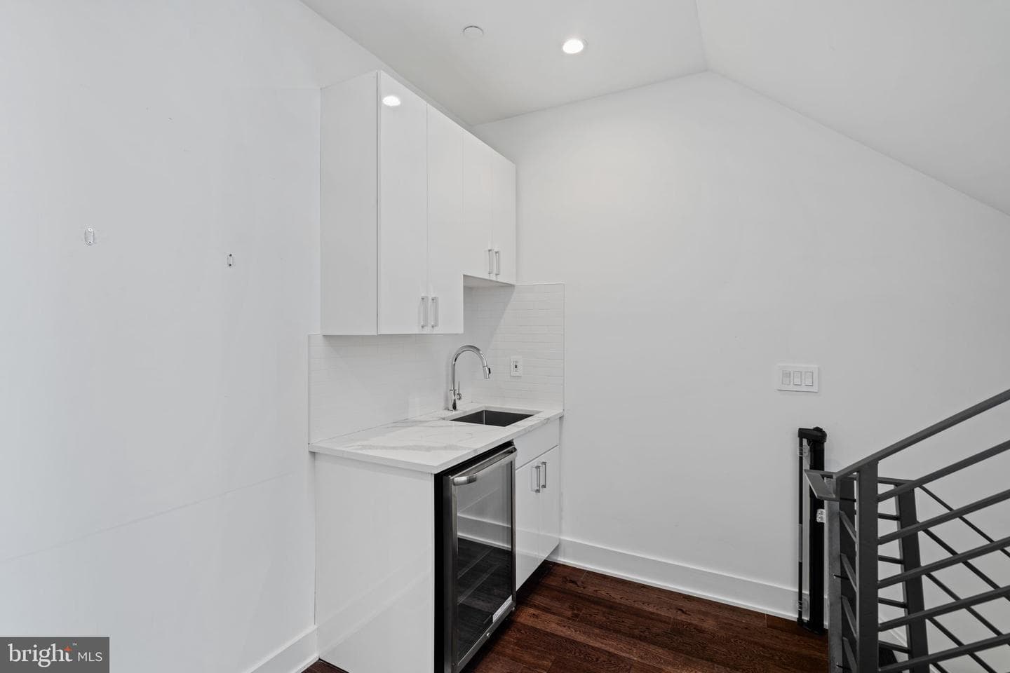 2204 League Street photo 38