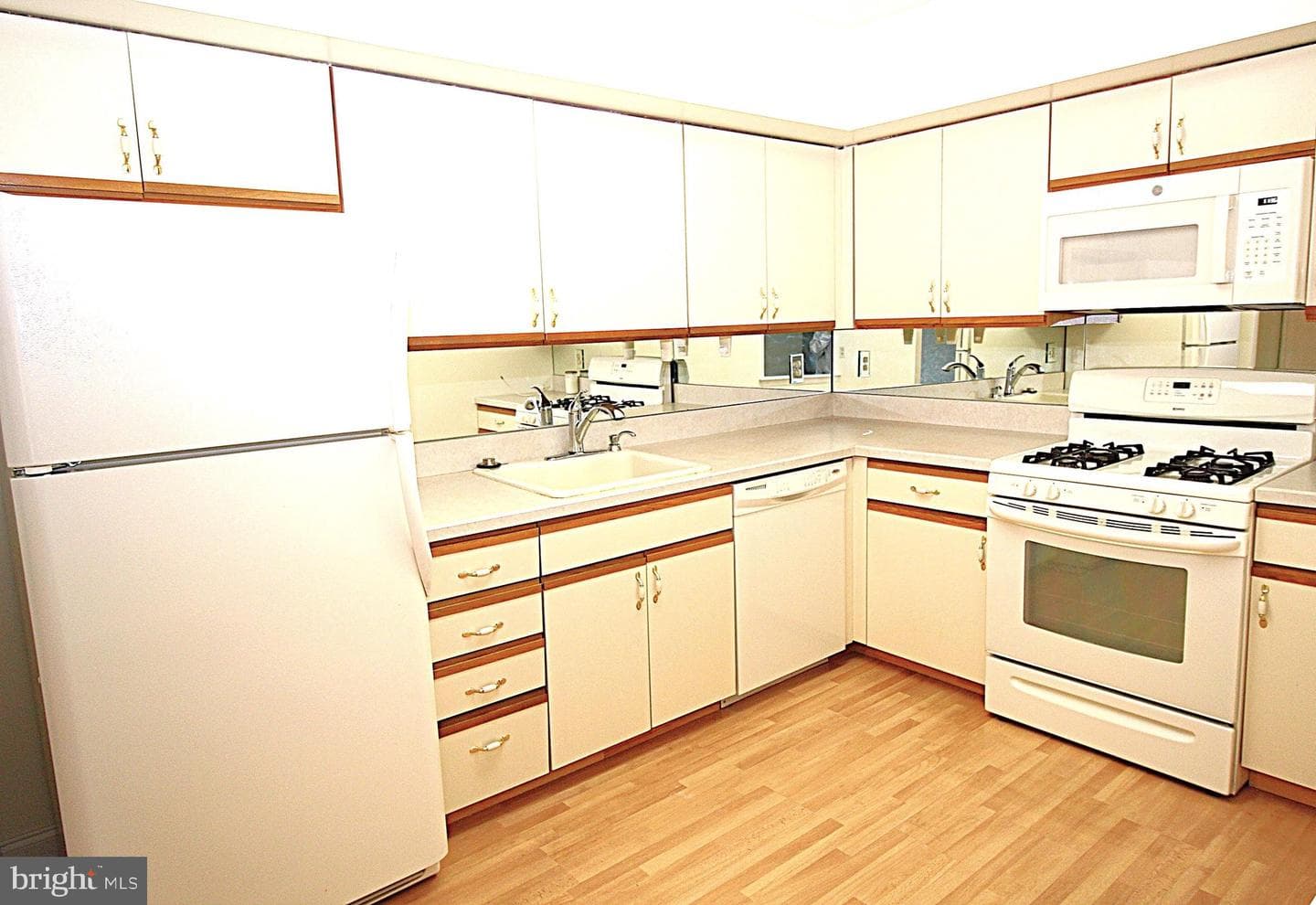 62004 Delaire Landing Road #4 photo 12