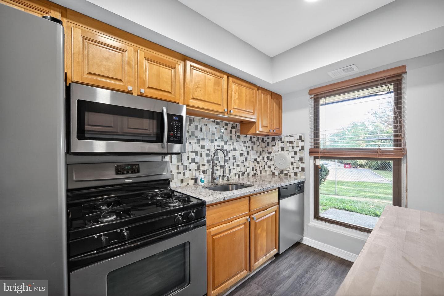 11819 Academy Road #a6/19b photo 9