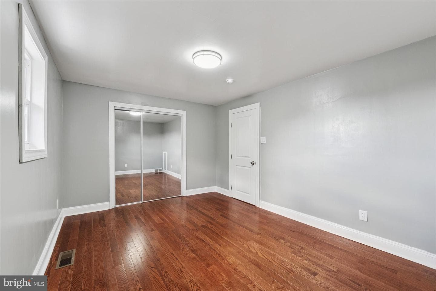 1319 Patrick Henry Place photo 10