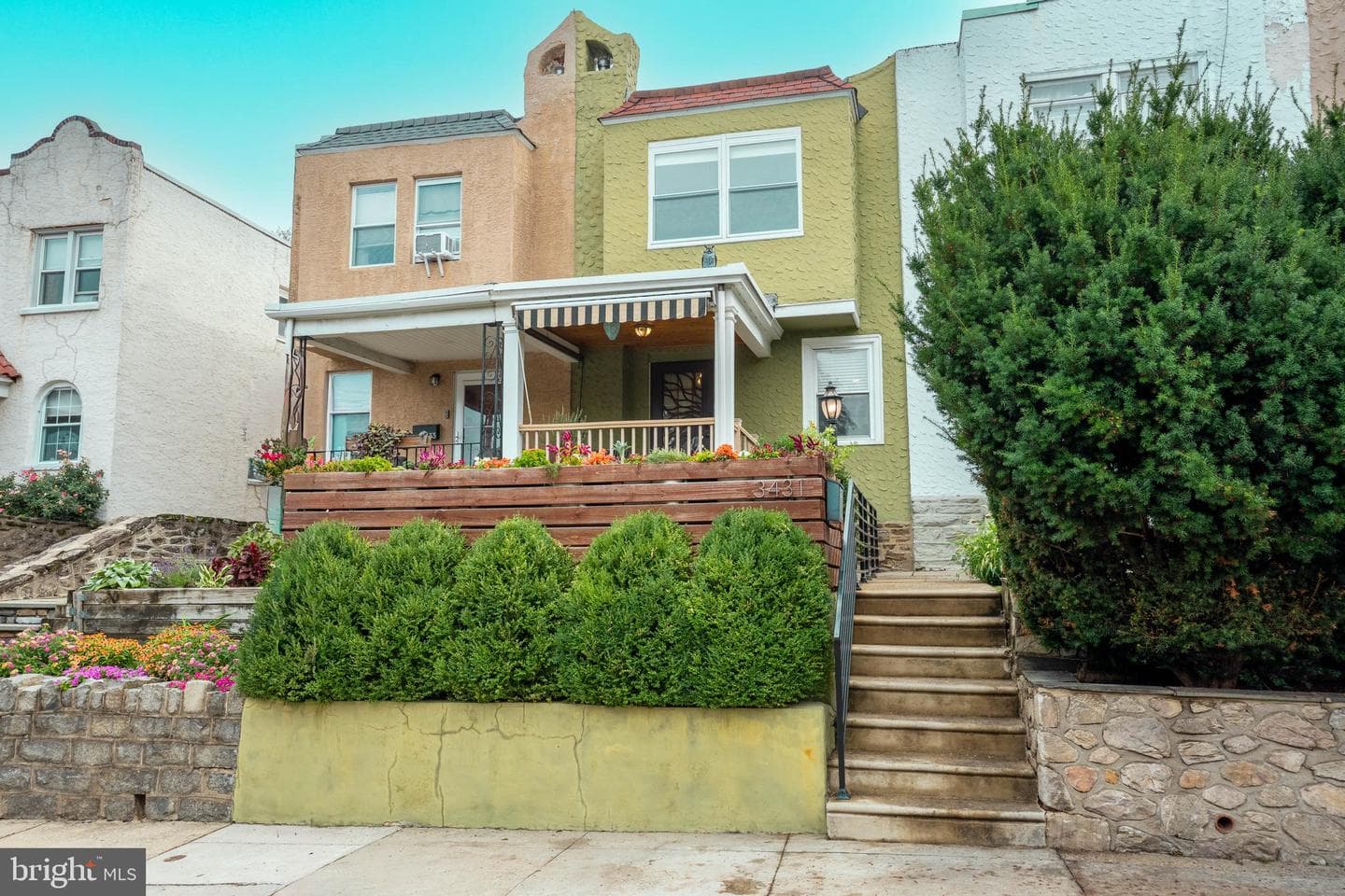 3431 Vaux Street photo 1