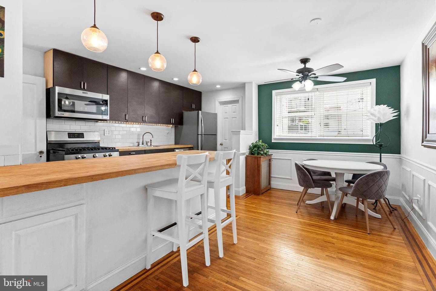 3431 Vaux Street photo 11