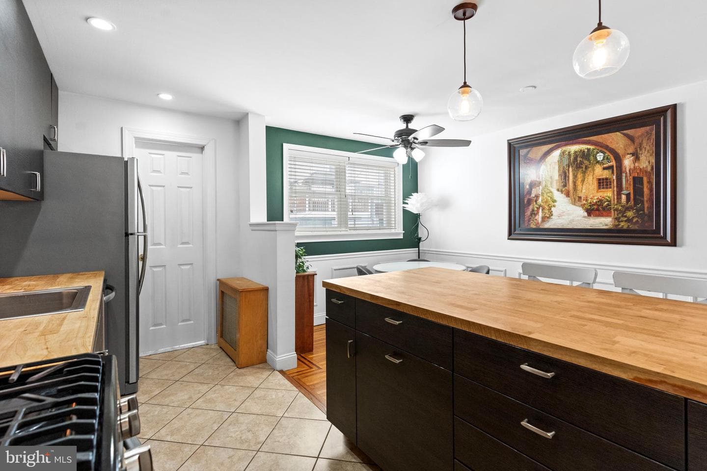 3431 Vaux Street photo 14