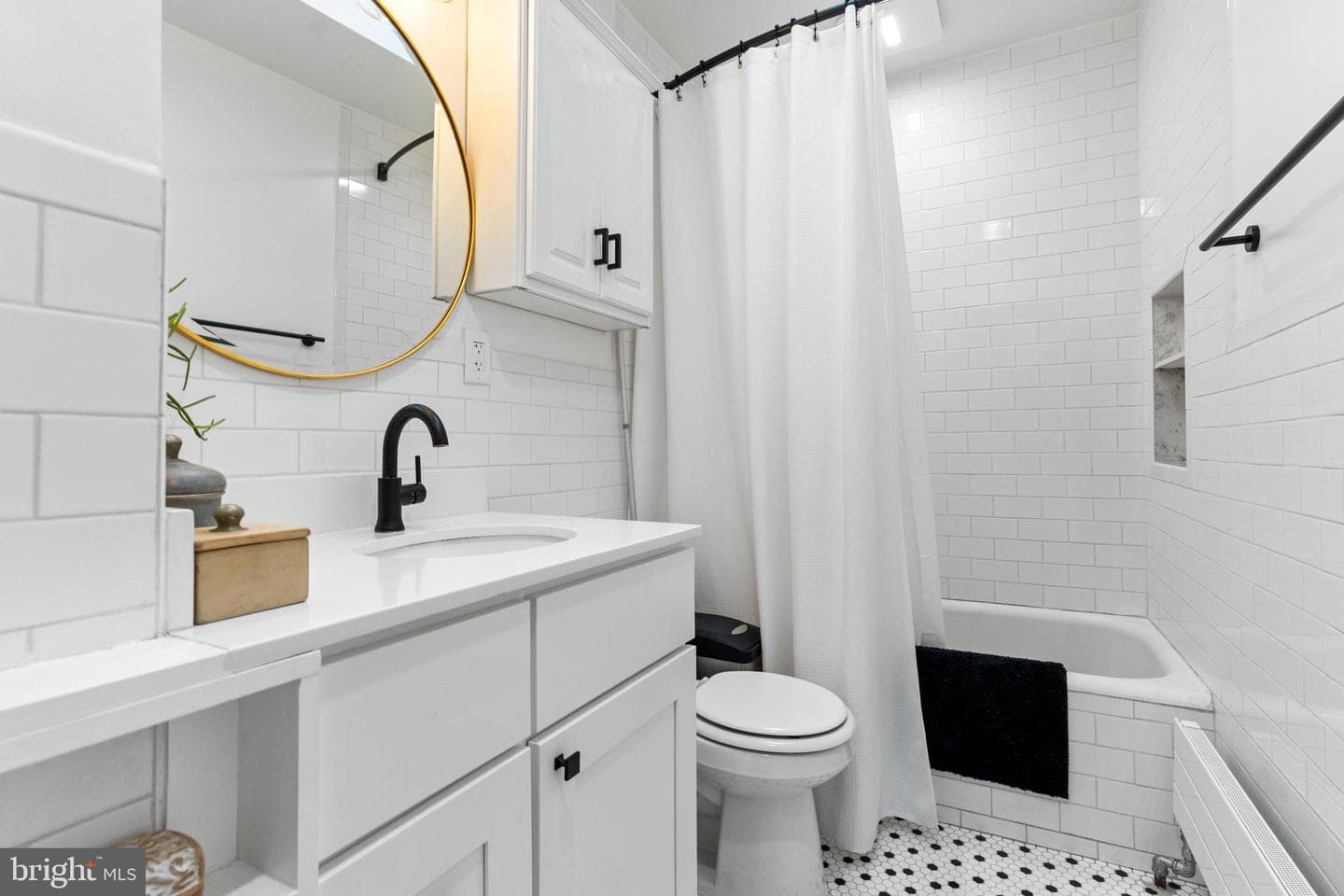 3431 Vaux Street photo 22