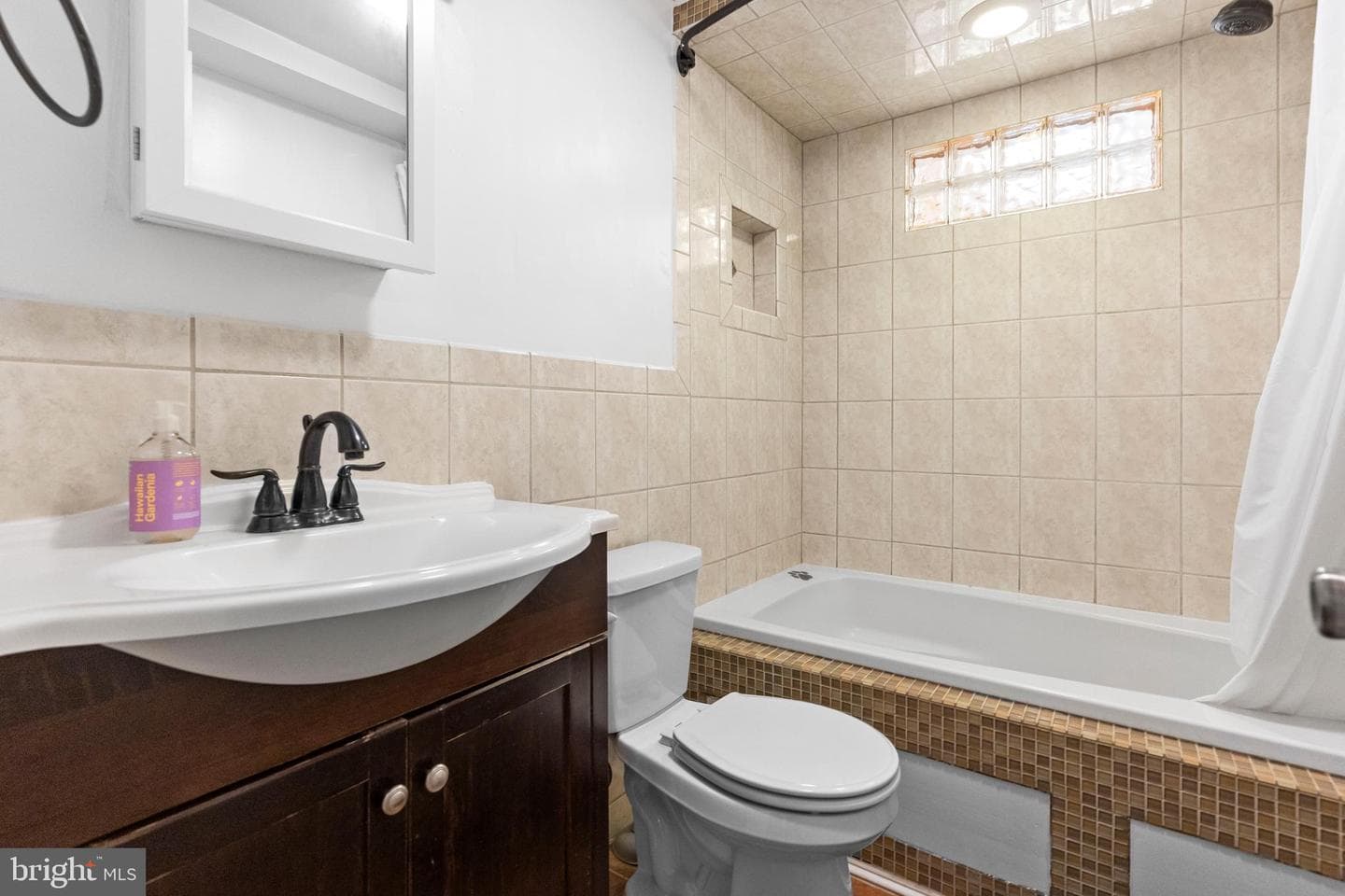3431 Vaux Street photo 27