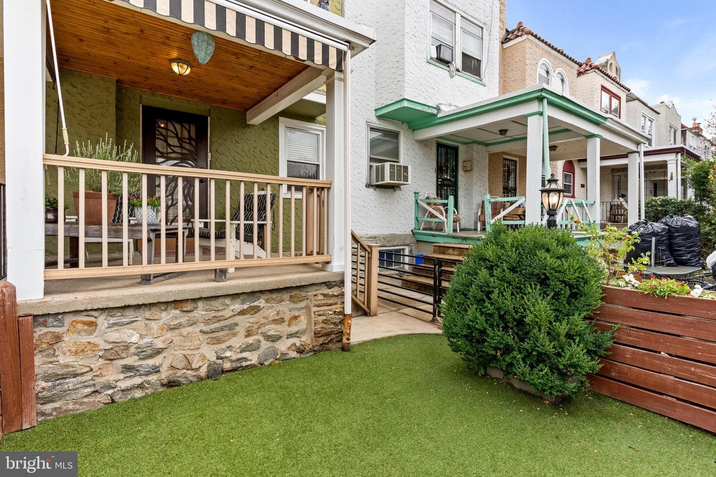 3431 Vaux Street photo 4