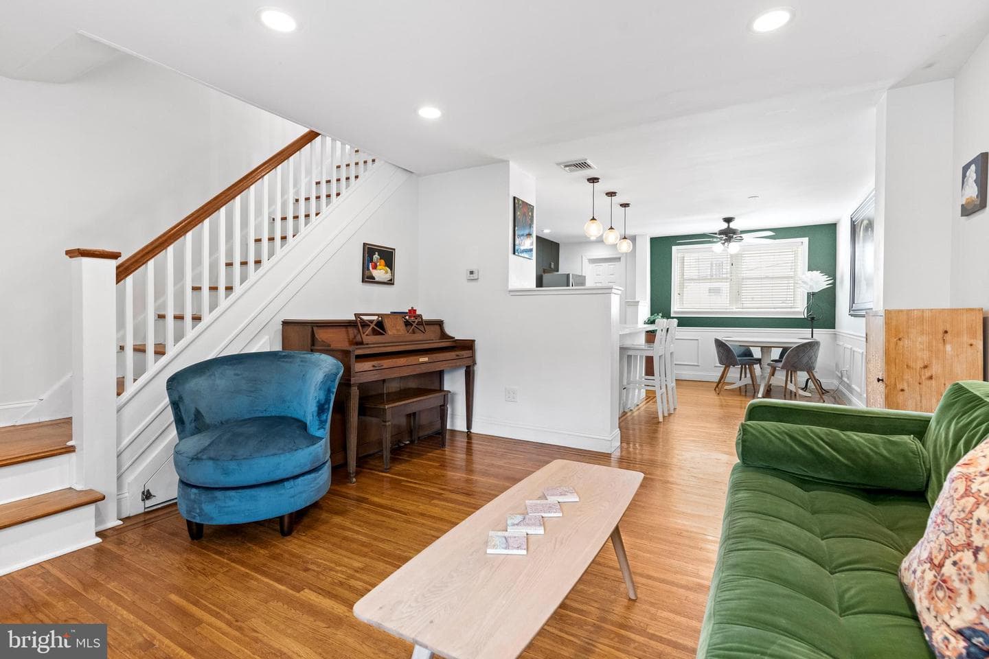 3431 Vaux Street photo 9
