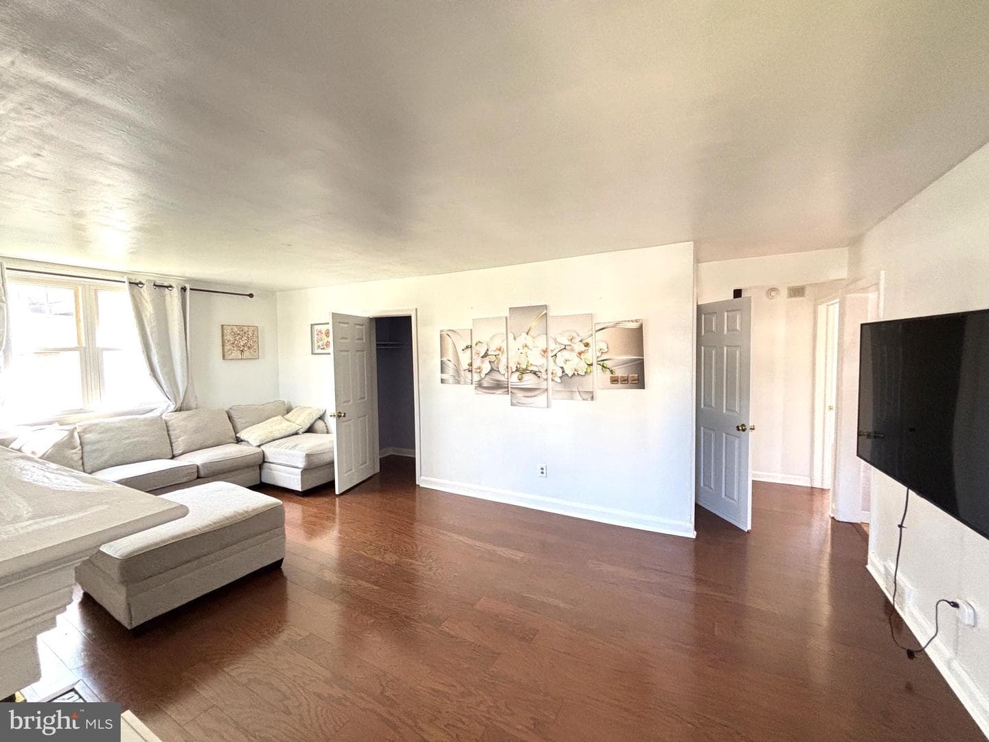 1704 Stanwood Street photo 6