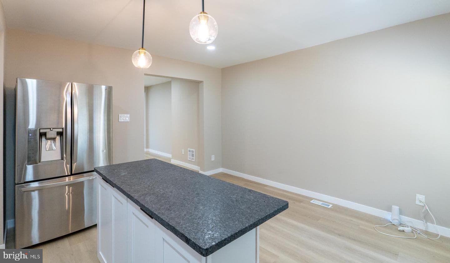 2542 Bonaffon Street photo 15