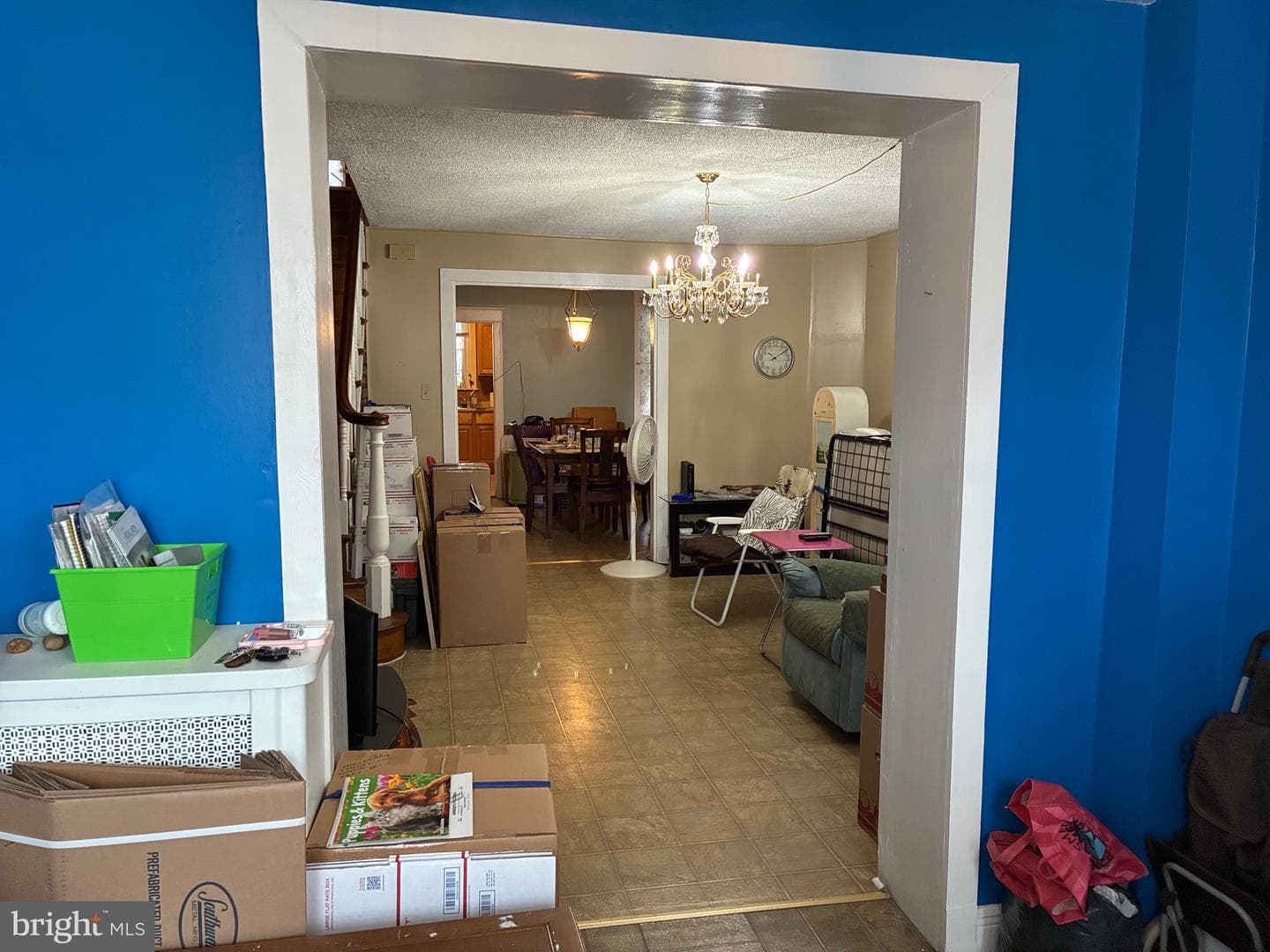 762 Herkness Street photo 3