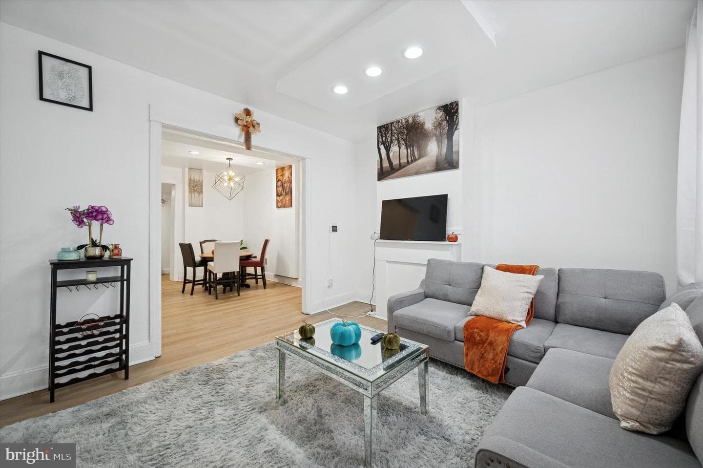 1963 N Napa Street, Philadelphia