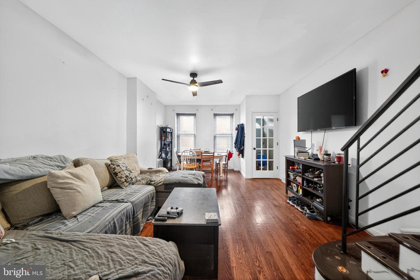 905 Daly Street photo 4