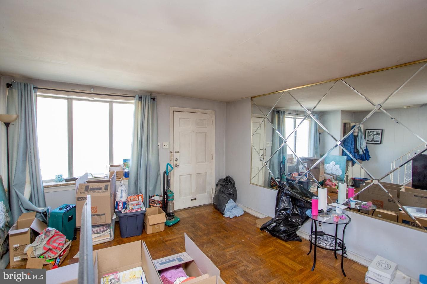 5723 Tackawanna Street photo 10