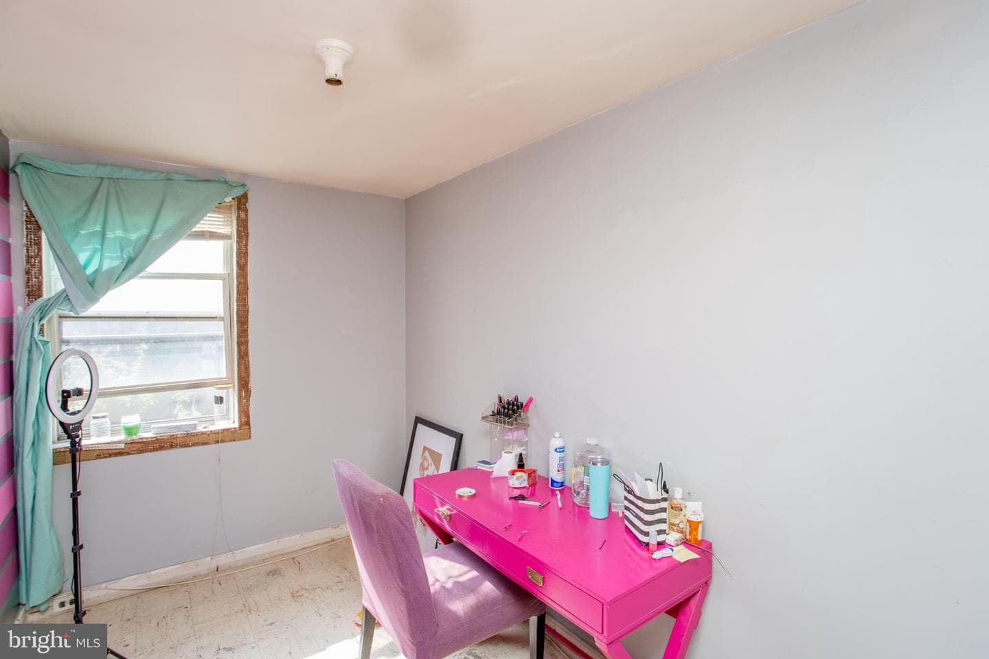 5723 Tackawanna Street photo 27