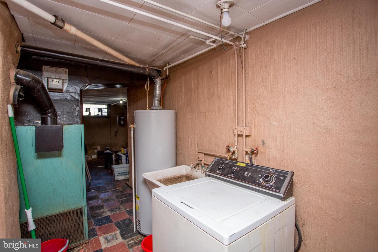 5723 Tackawanna Street photo 35