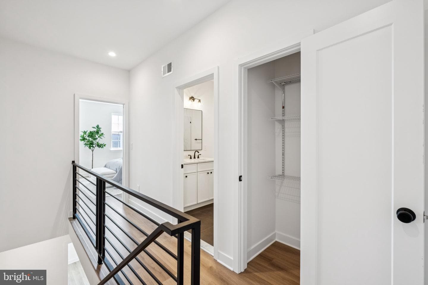 1608 N Newkirk Street photo 19