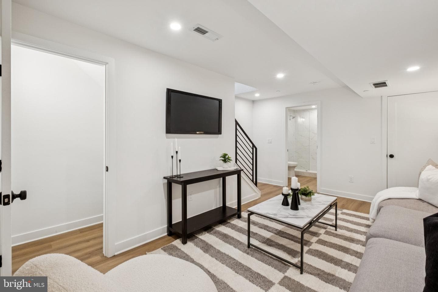 1608 N Newkirk Street photo 30