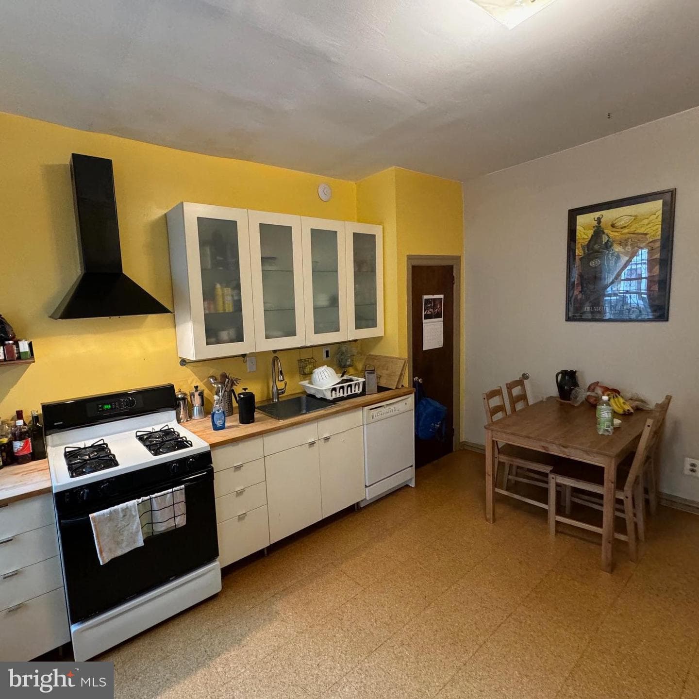 5000 Florence Avenue photo 13