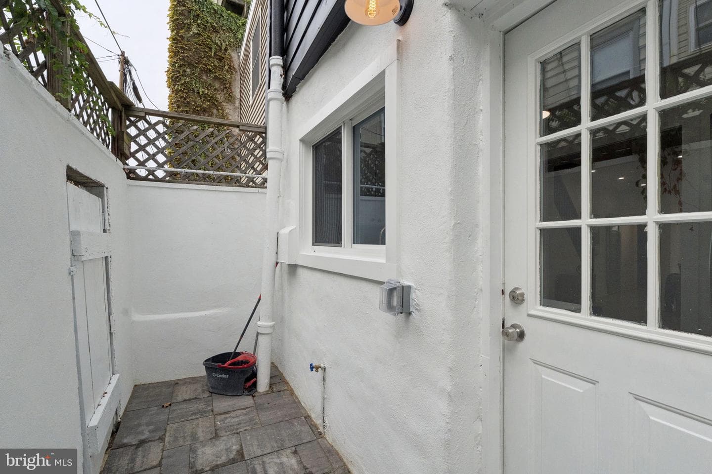 714 Salter Street photo 13