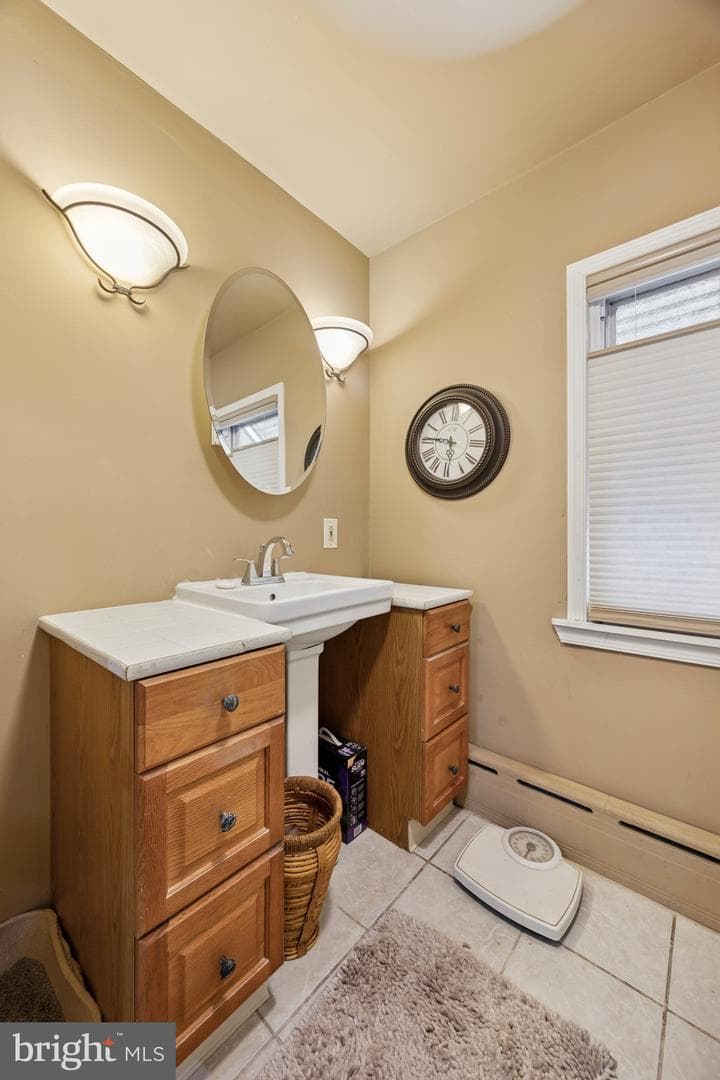 116 Emily Street photo 25
