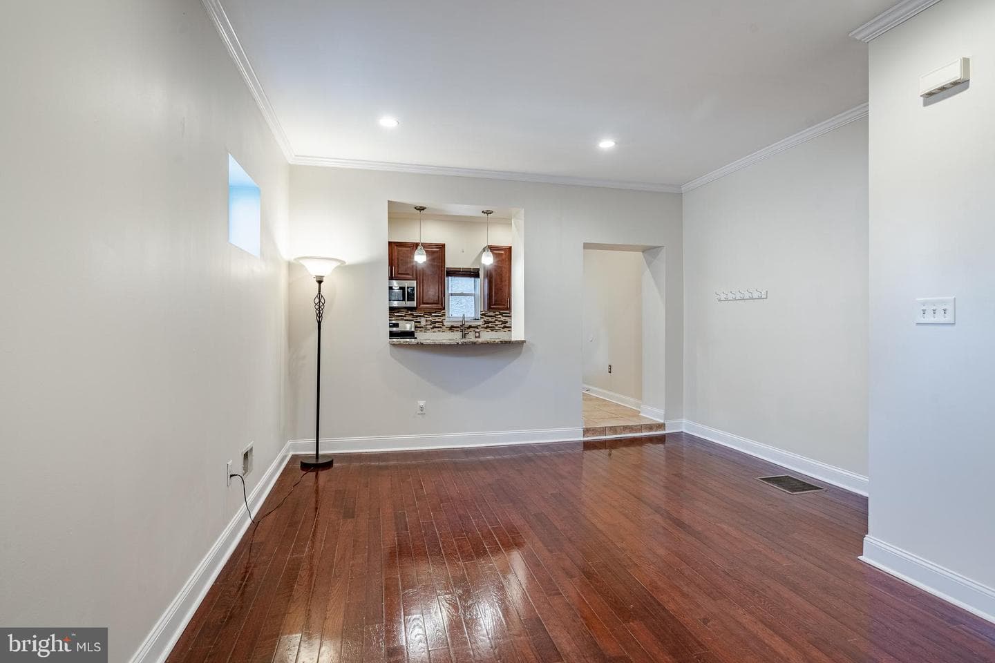 2624 Almond Street photo 12