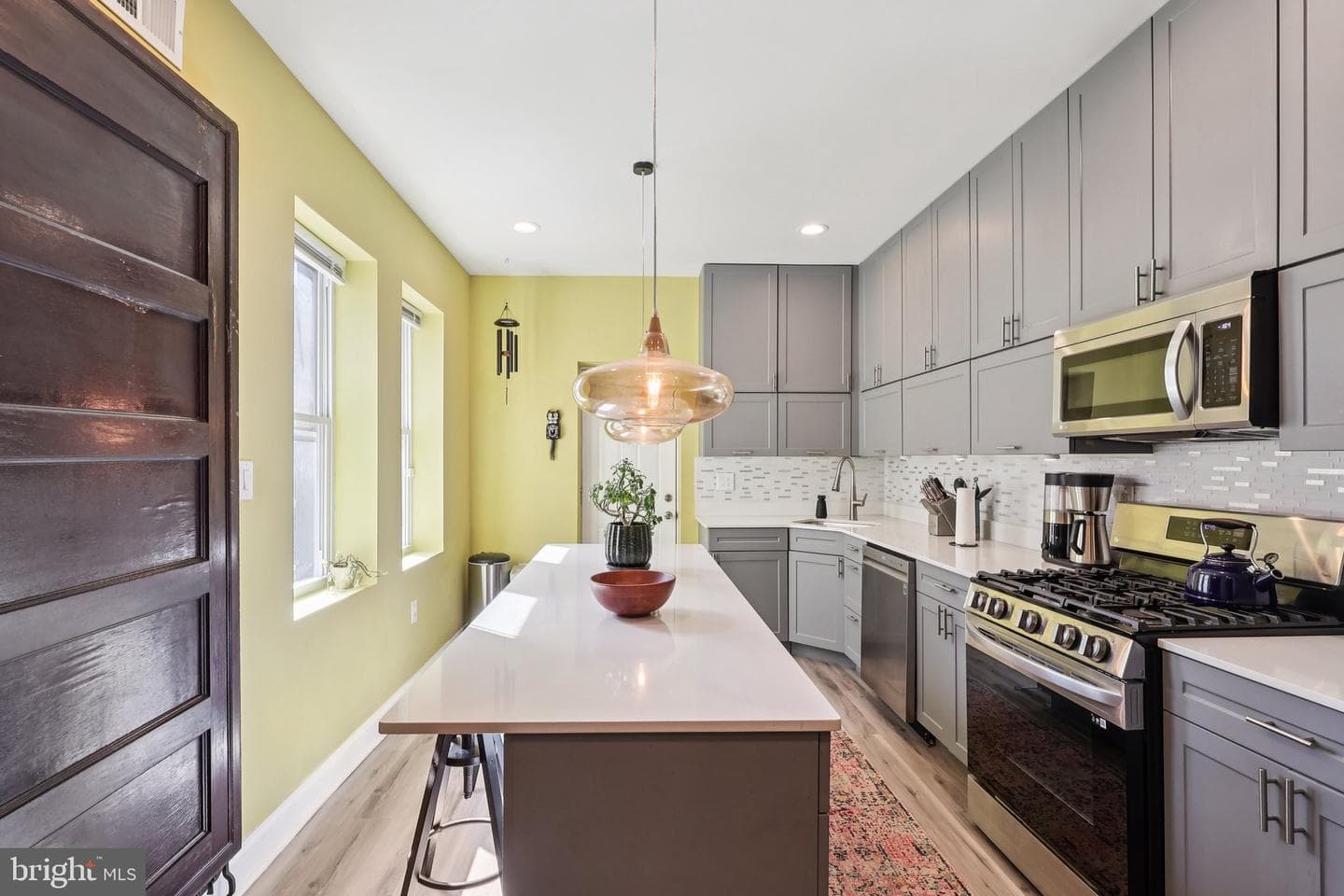 3208 Clifford Street photo 10