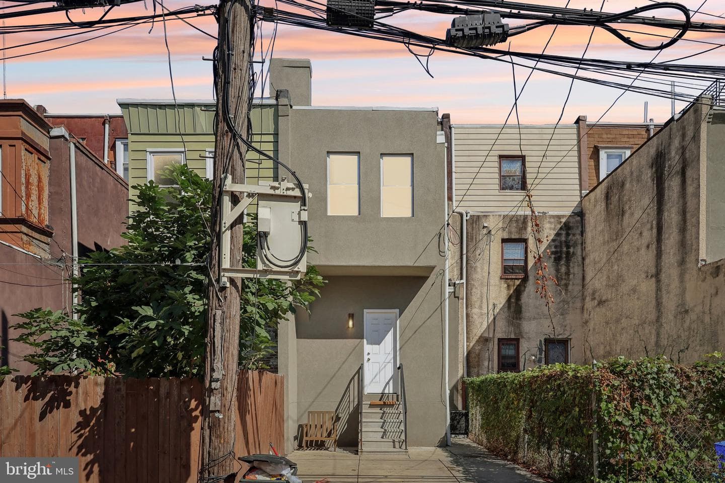3208 Clifford Street photo 56