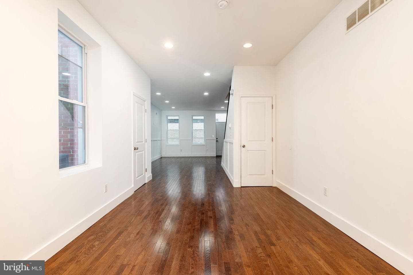 1928 S 15th Street photo 4