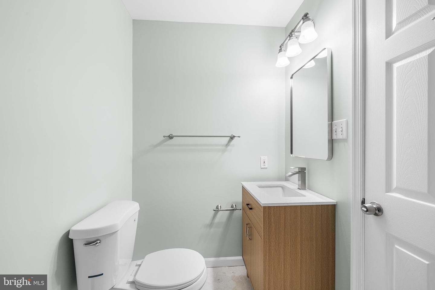 5202 Ridge Avenue photo 12