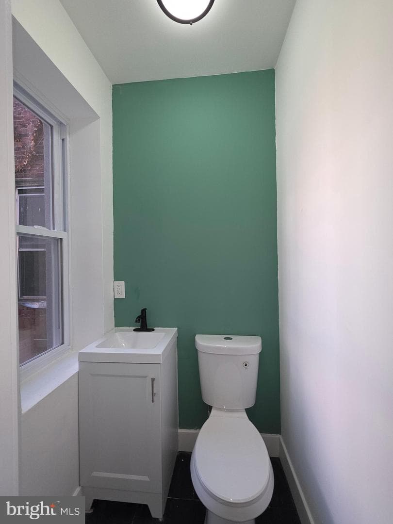5349 Delancey Street photo 12