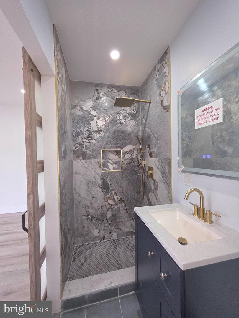 5349 Delancey Street photo 18