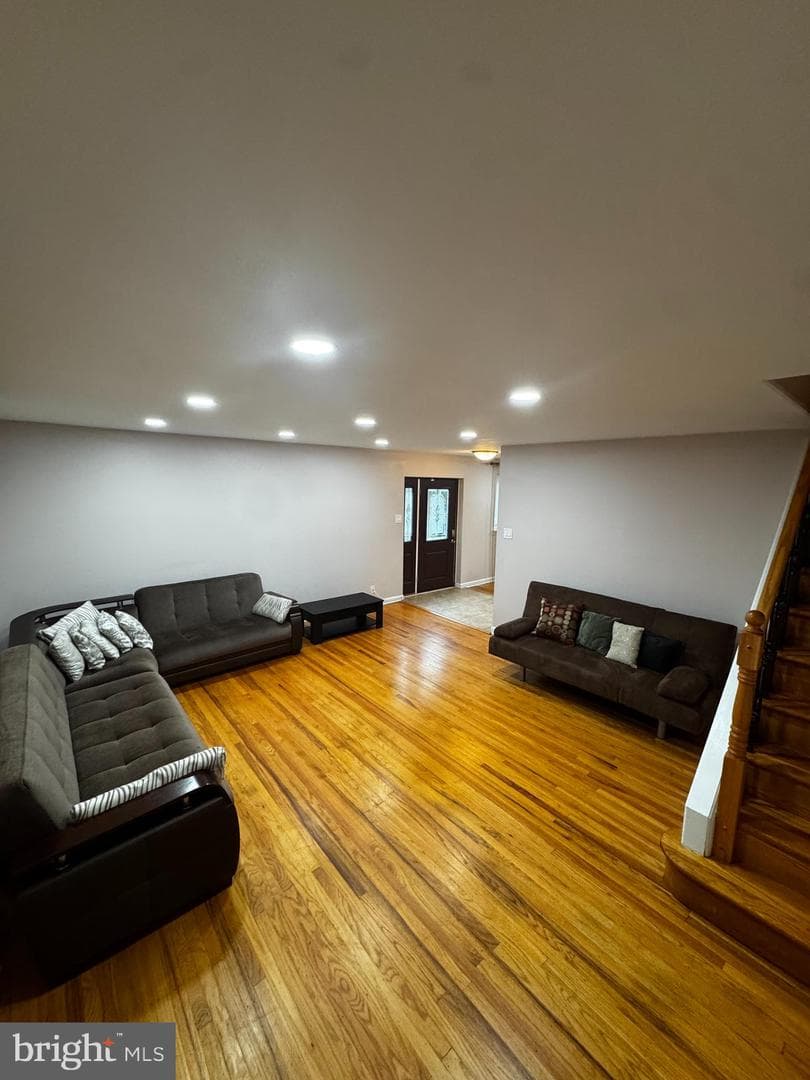 11012 Audubon Avenue photo 3