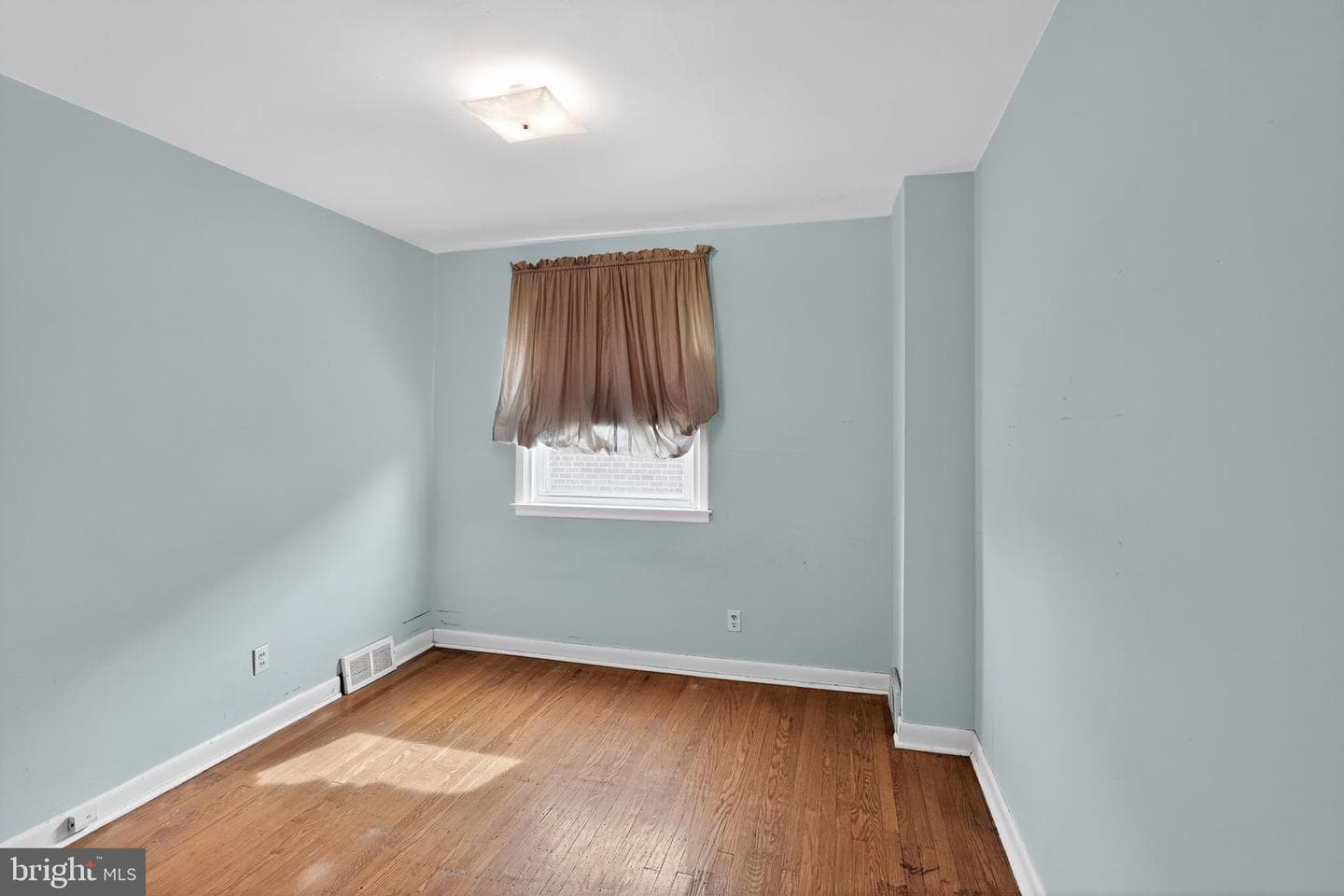 1711 Kendrick Street photo 20