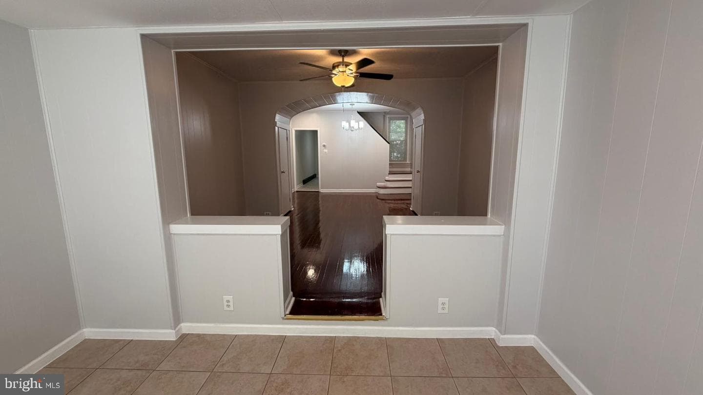 5720 Harbison Avenue photo 2