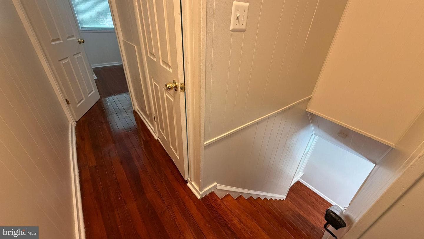 5720 Harbison Avenue photo 27