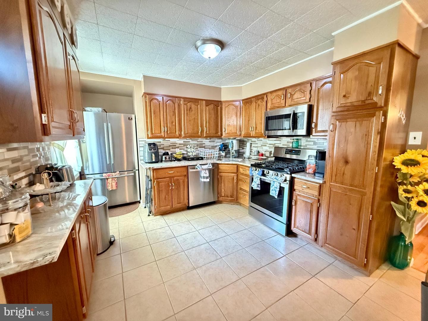 7836 Lorna Drive photo 9