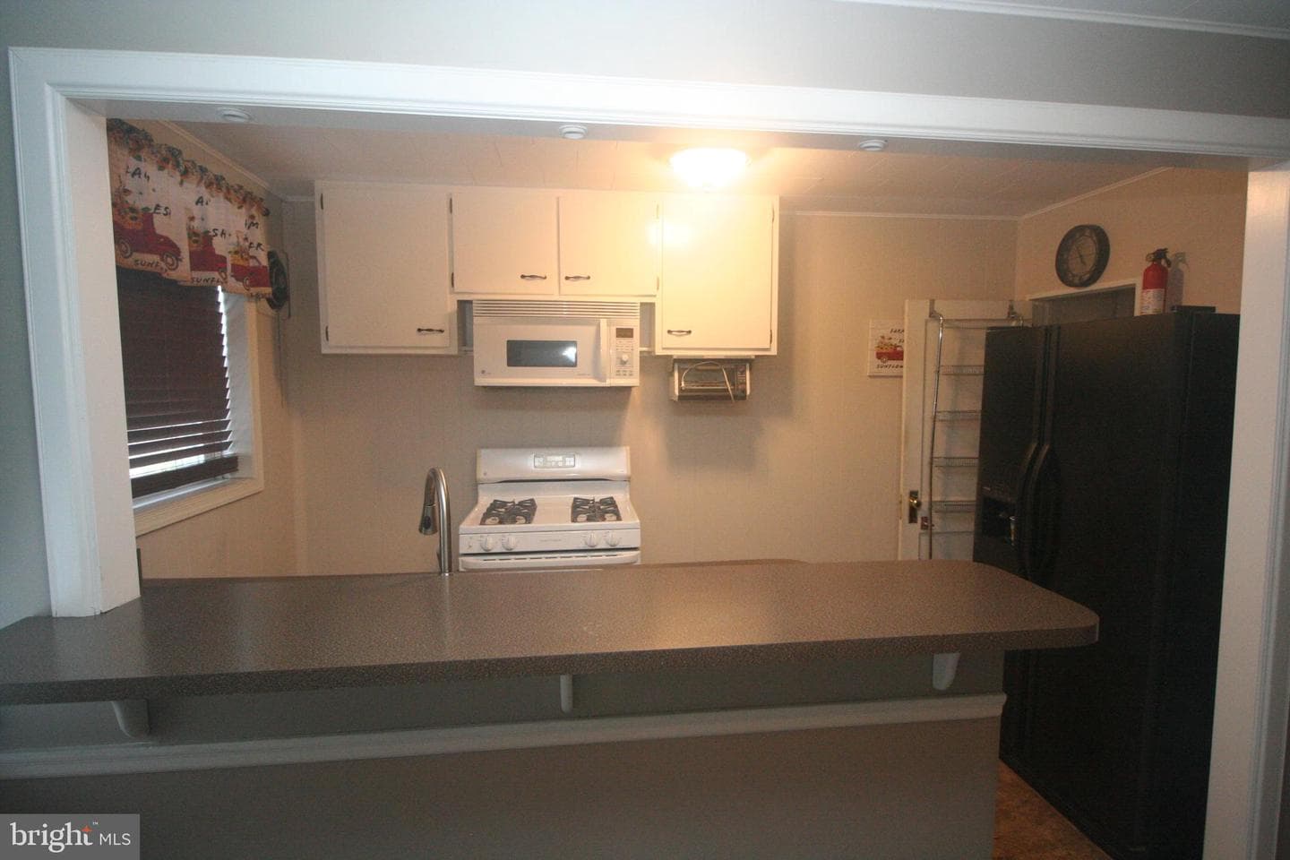 4016 Vista Street photo 6