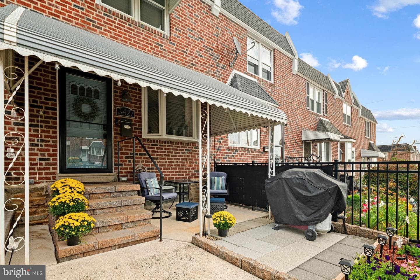 3427 Arthur Street photo 2