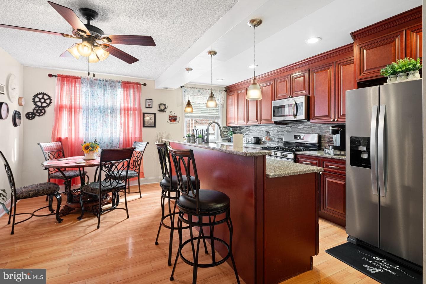 3427 Arthur Street photo 8