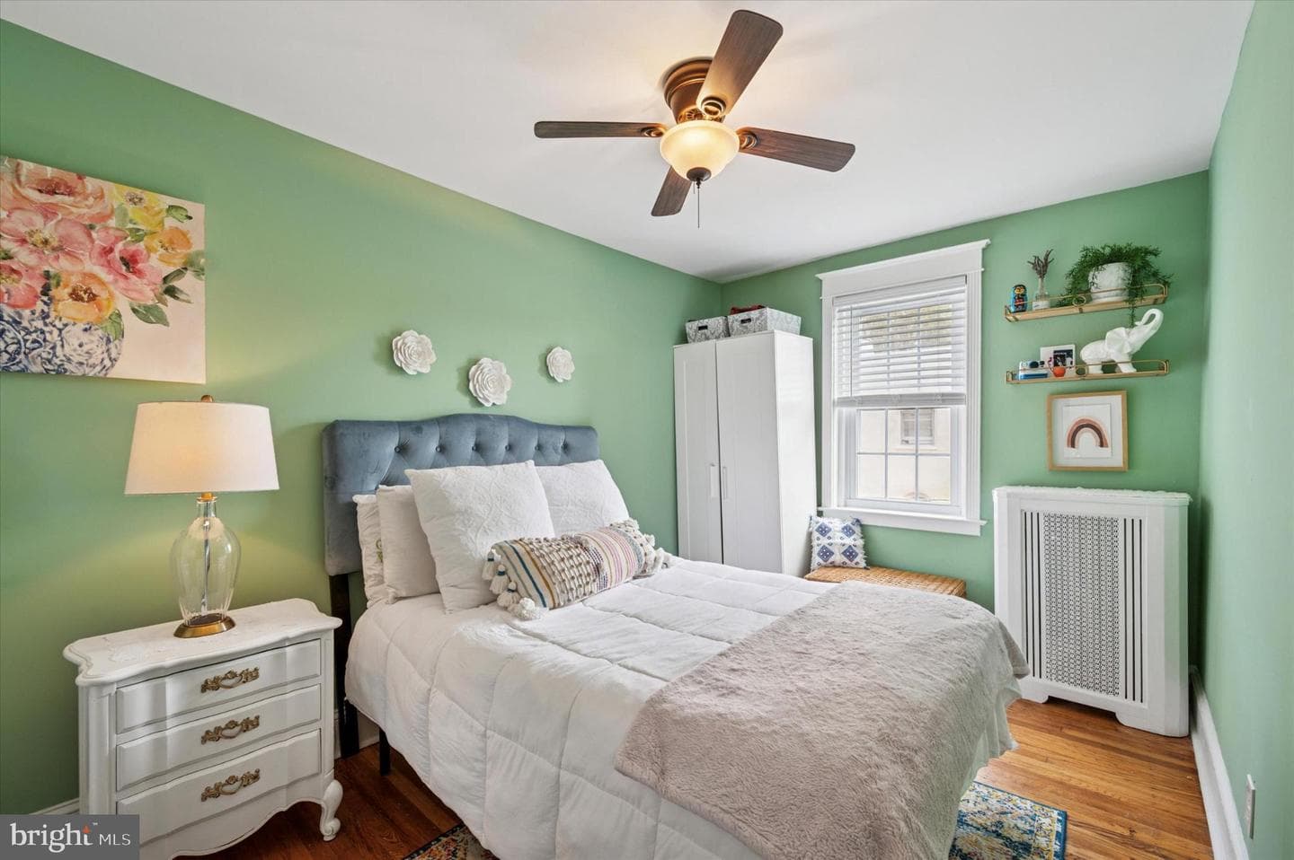 3348 Ainslie Street photo 19
