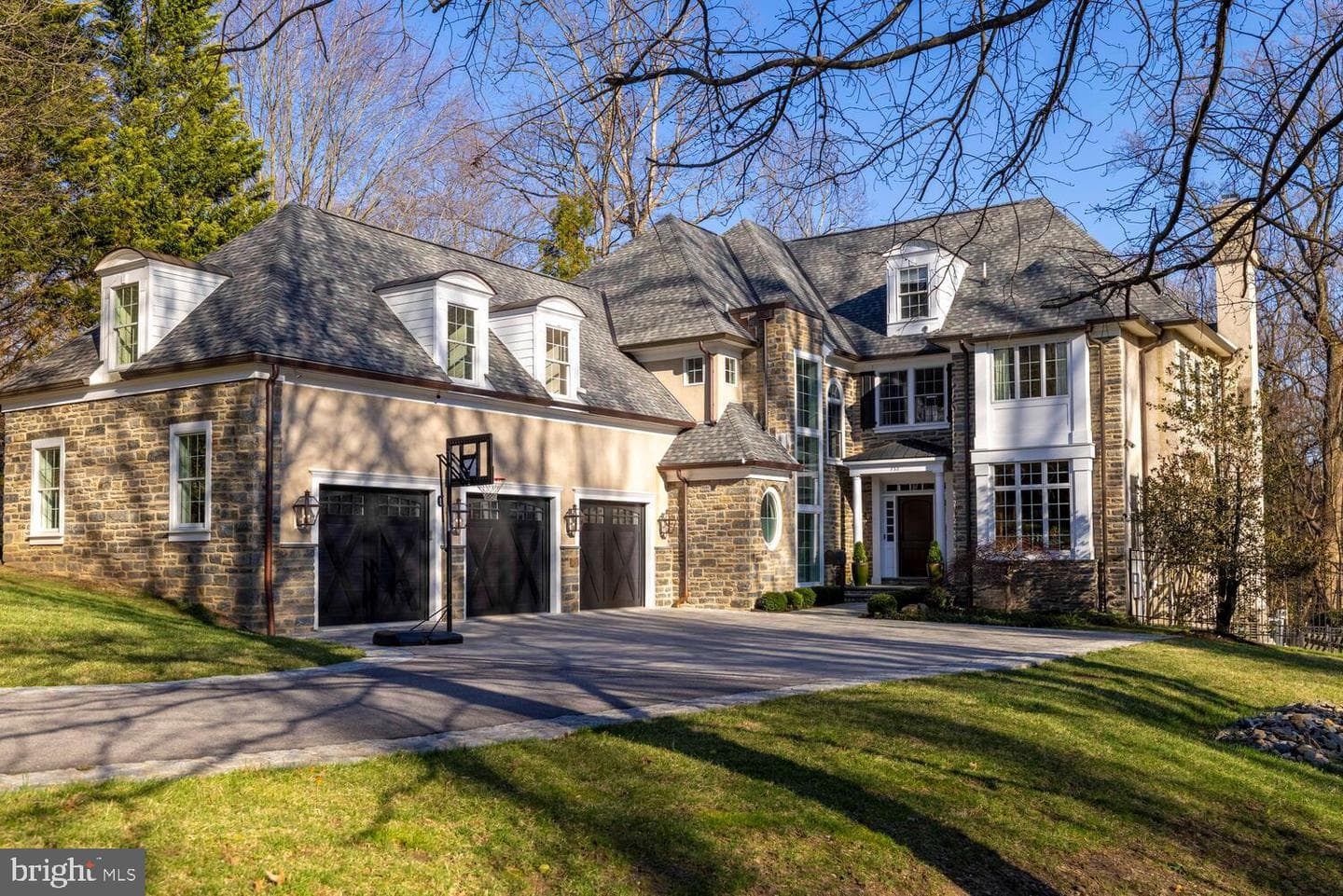 732 Saint Andrews Road, Philadelphia