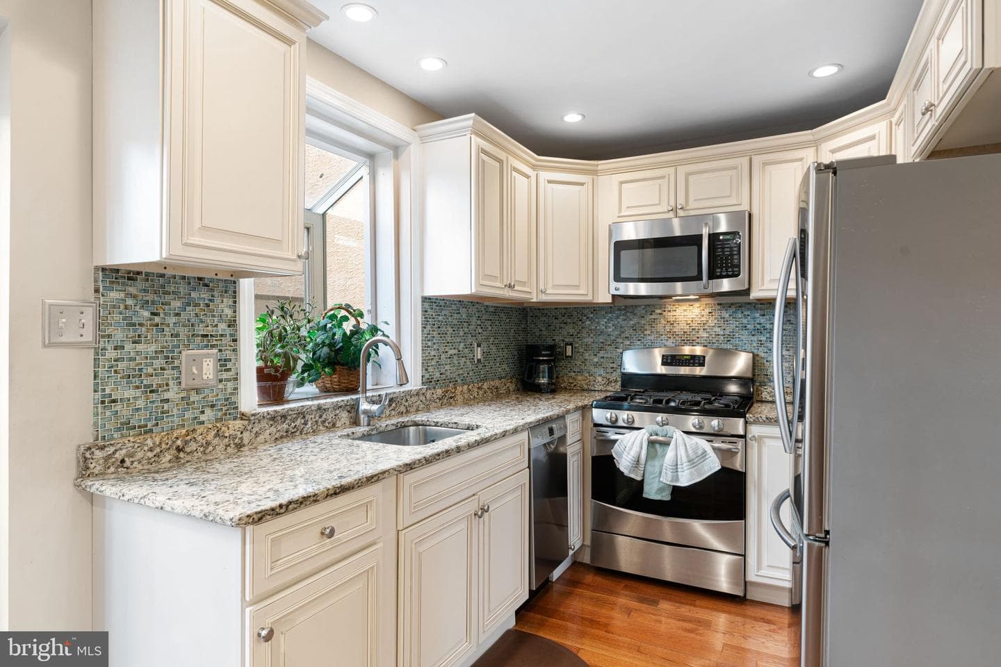 2117 Rodman Street photo 7
