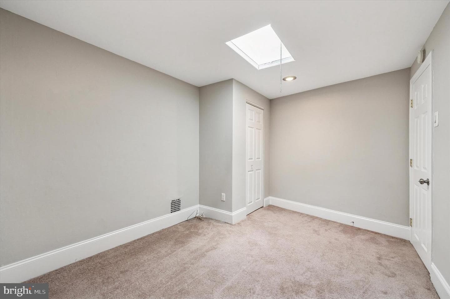 414 Sigel Street photo 19