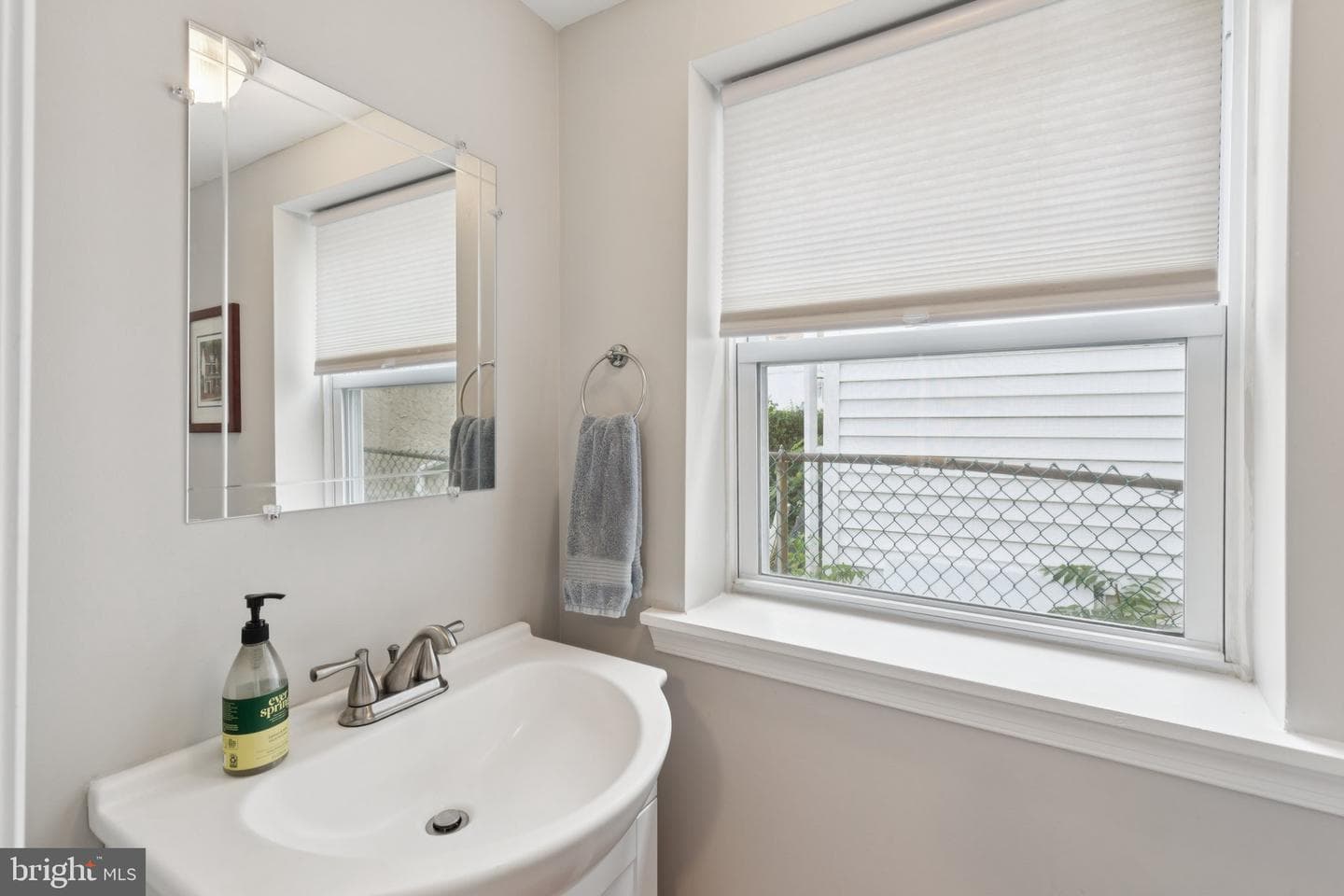 157 W Salaignac Street photo 15
