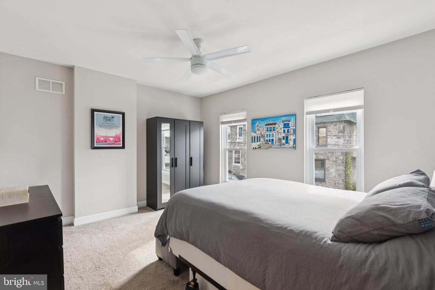 157 W Salaignac Street photo 22