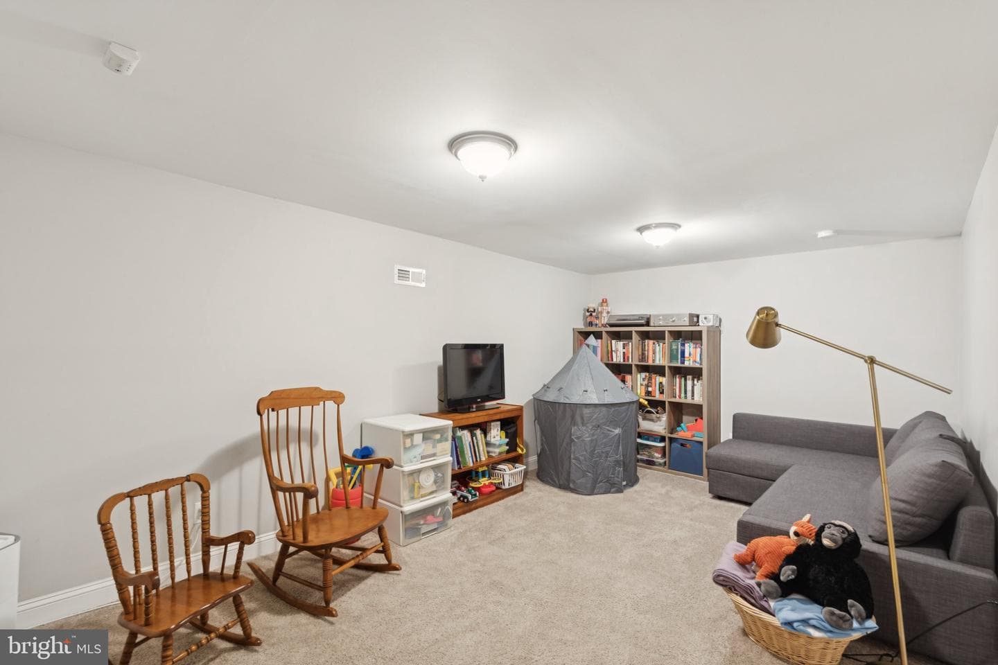 157 W Salaignac Street photo 26