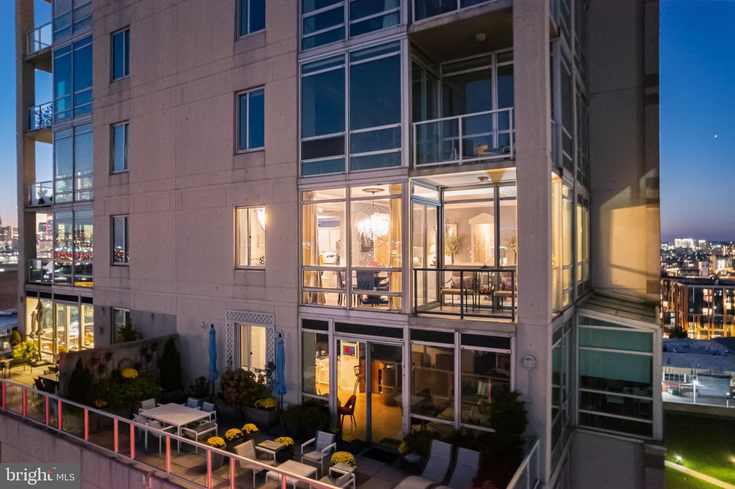 901 N Penn Street #p1501 photo 63