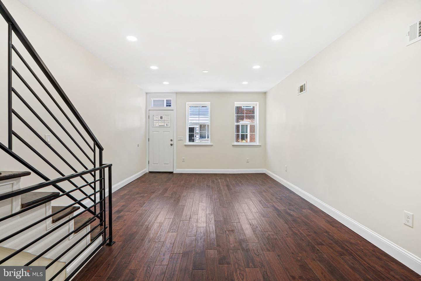 1535 S Mole Street photo 13